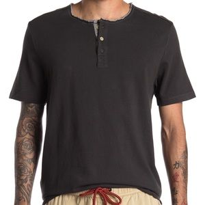 Jeremiah Brook Solid Broken Jersey Henley - M